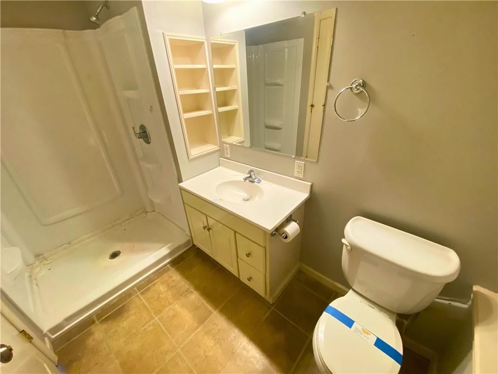 7104 E 163rd Terrace — photo 5