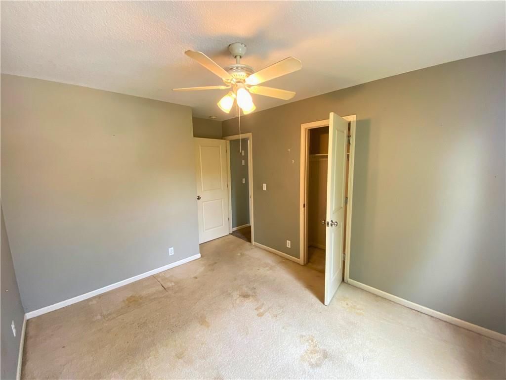 7104 E 163rd Terrace — photo 8