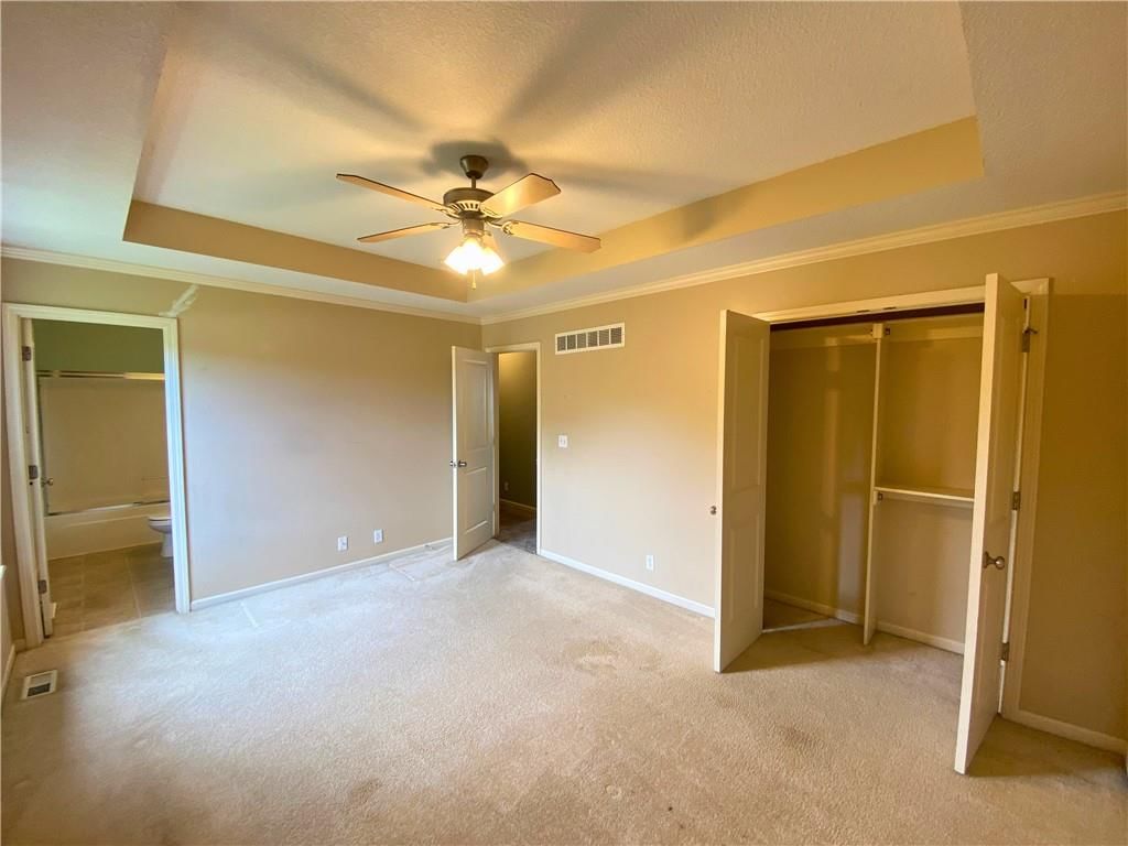 7104 E 163rd Terrace — photo 10