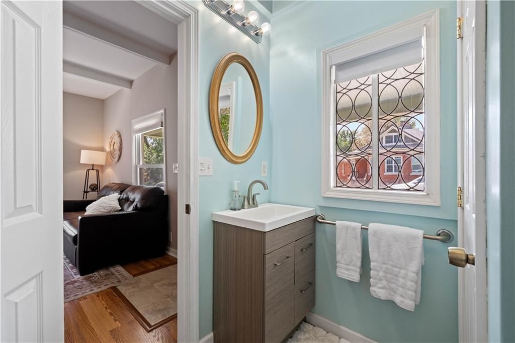 4409 Bell Street — photo 9