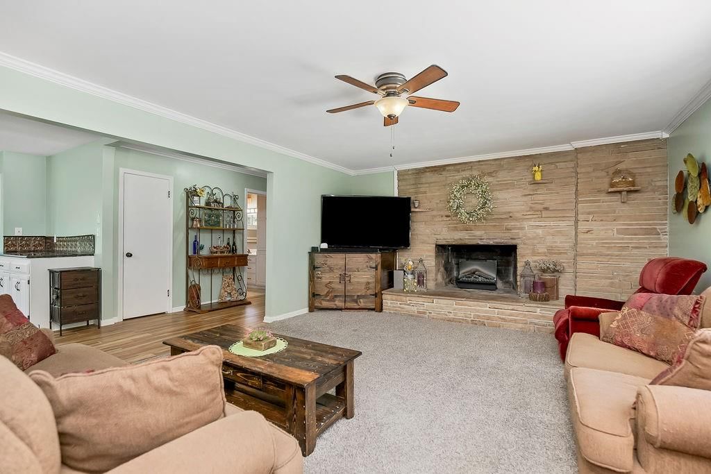 4900 NE 72nd Street — photo 5