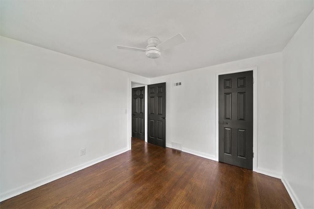 338 E 27th Avenue — photo 15