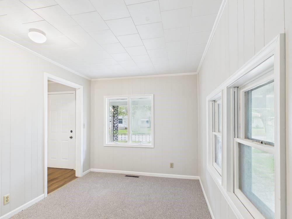 604 S Clark Street — photo 11