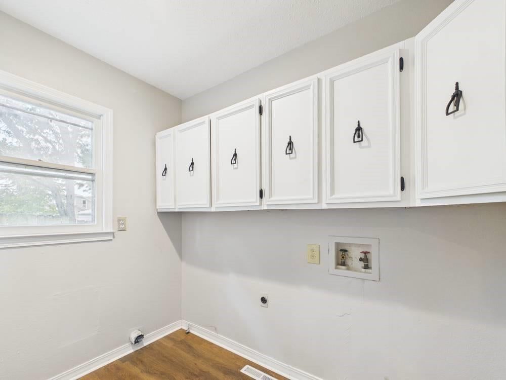 604 S Clark Street — photo 24