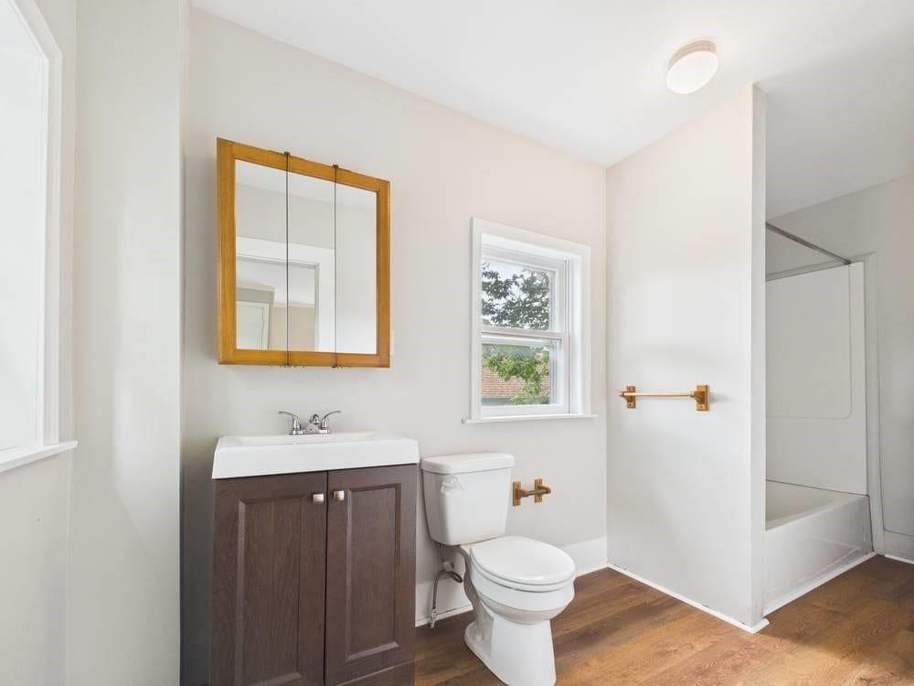 604 S Clark Street — photo 29