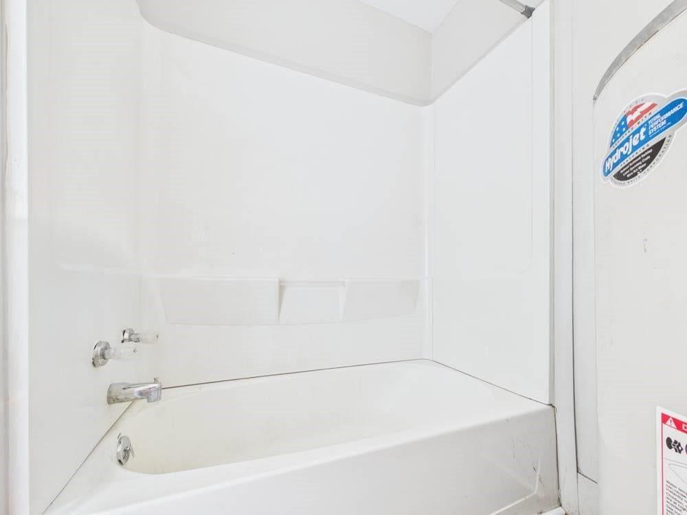 604 S Clark Street — photo 31