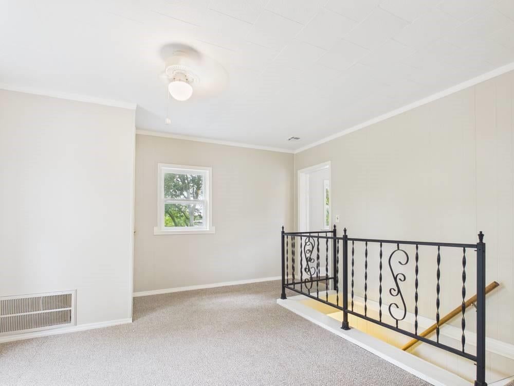 604 S Clark Street — photo 32