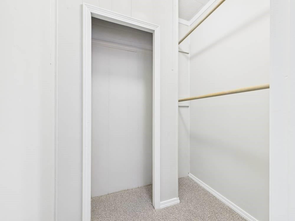 604 S Clark Street — photo 34