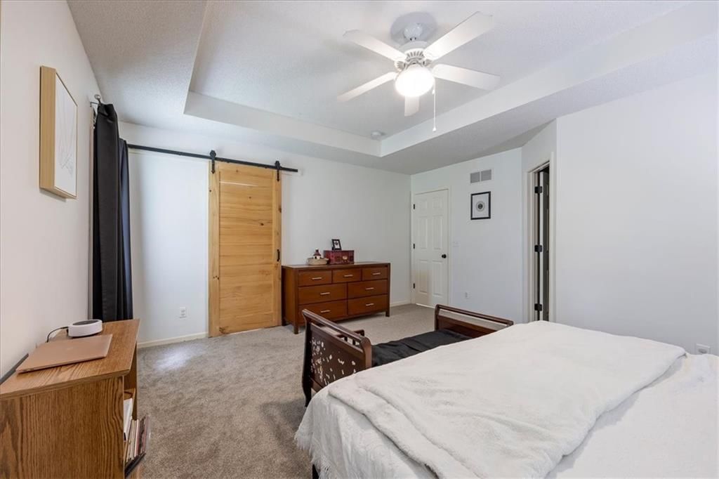 901 Colonial Drive — photo 12
