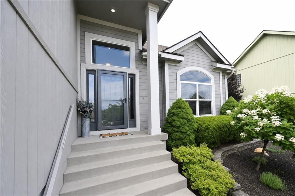 10004 N Donnelly Avenue — photo 3