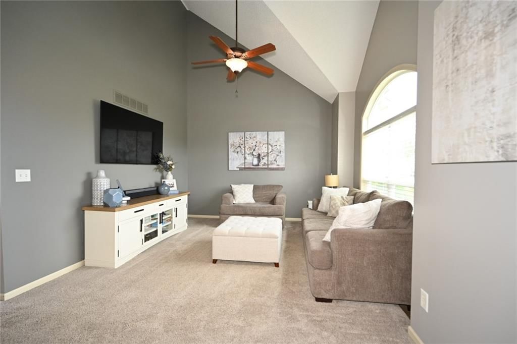 10004 N Donnelly Avenue — photo 4