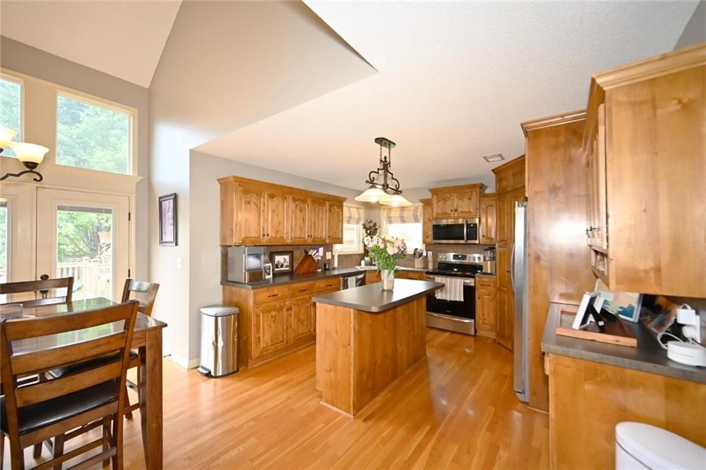 10004 N Donnelly Avenue — photo 11