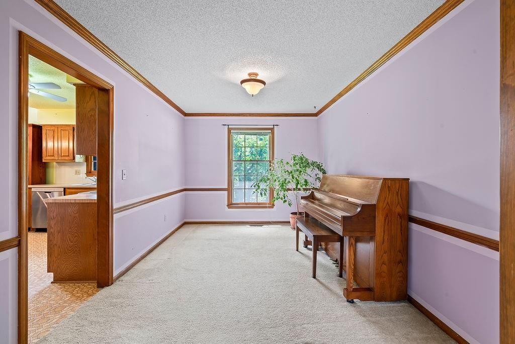9213 W 117th Terrace — photo 4