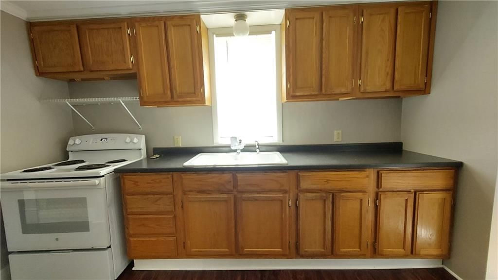 801 W 1st Street — photo 9