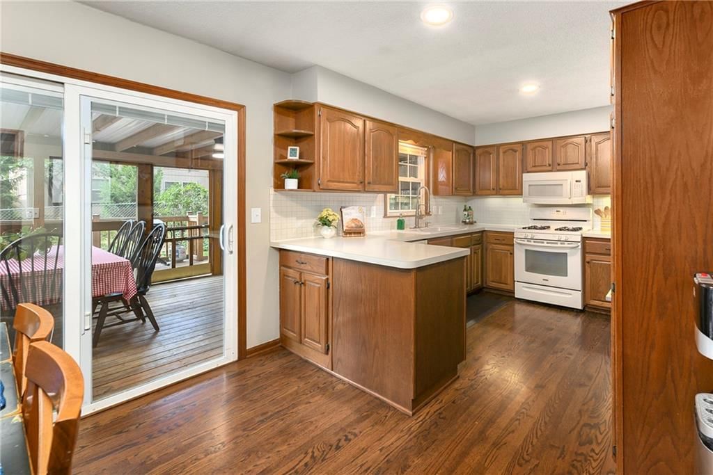 9917 W 65th Place — photo 14