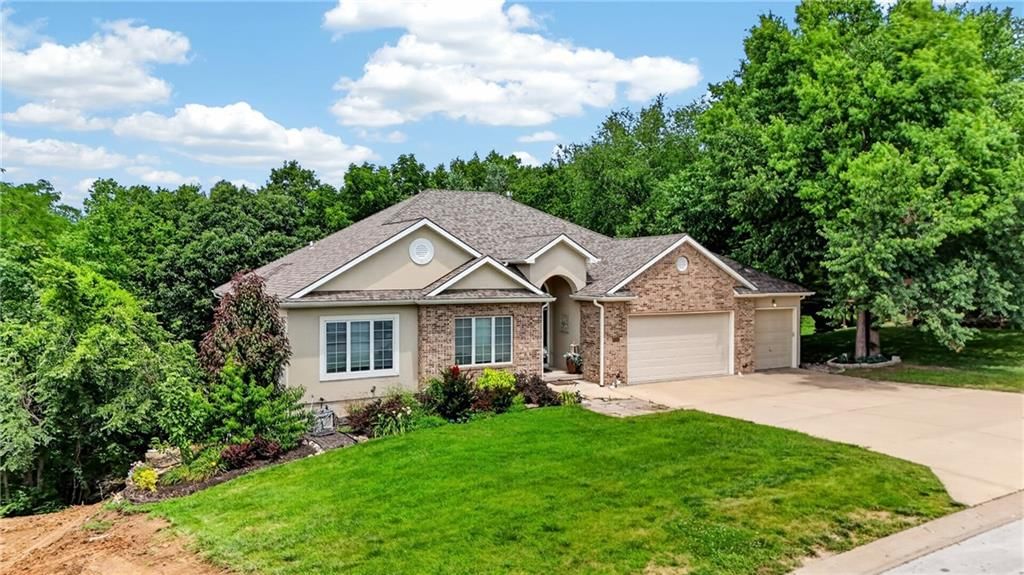 10402 NW River Hills Drive — photo 2