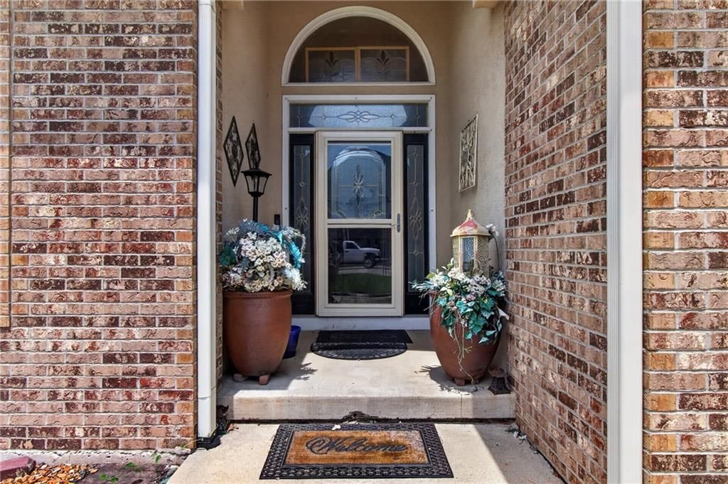 10402 NW River Hills Drive — photo 4