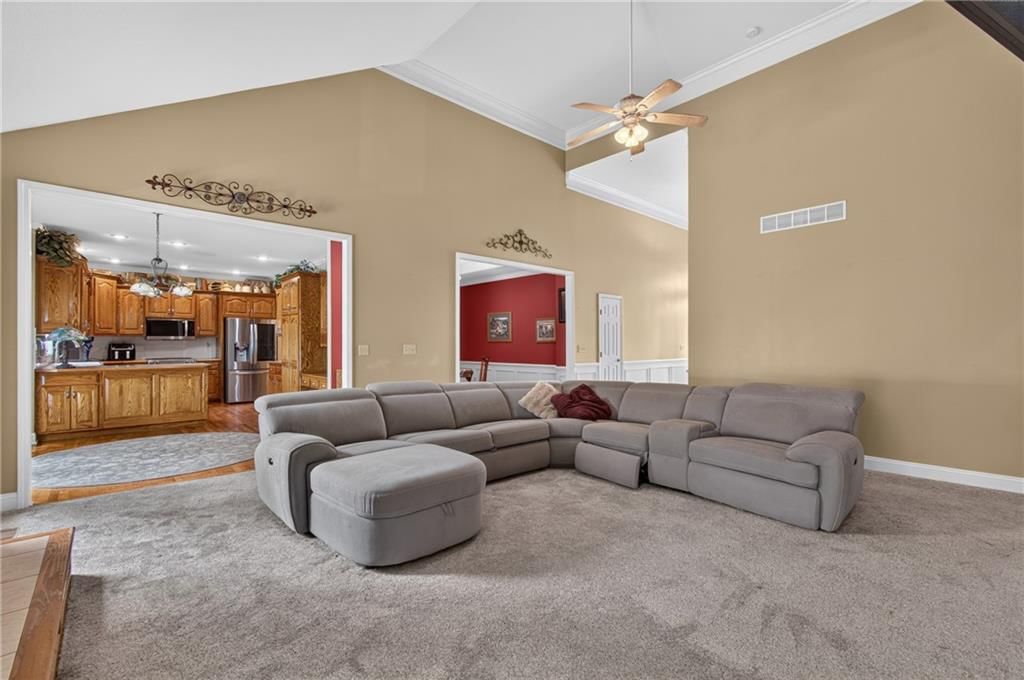 10402 NW River Hills Drive — photo 8