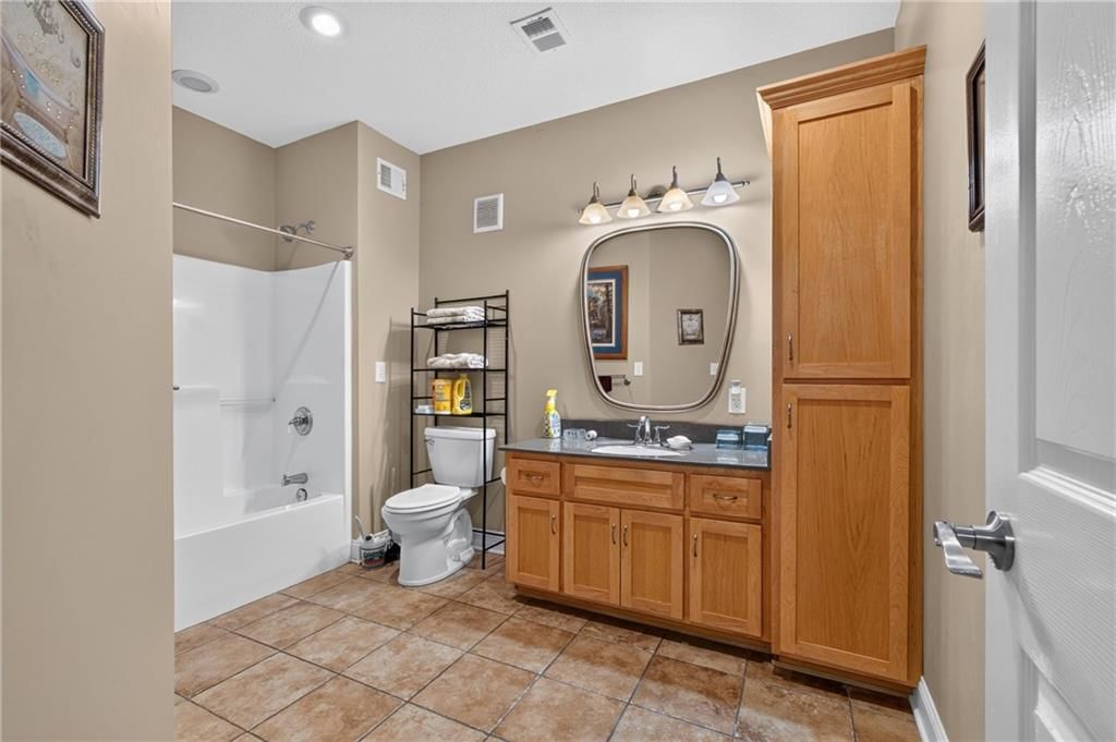 10402 NW River Hills Drive — photo 35