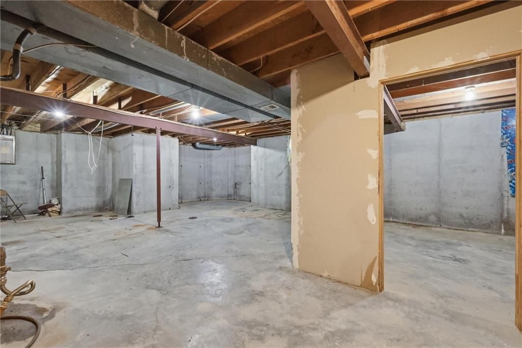 8410 New Jersey Avenue — photo 35