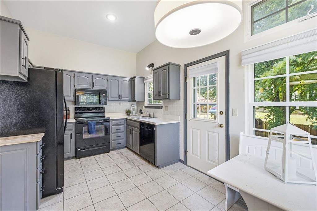 14709 Goodman Street — photo 13