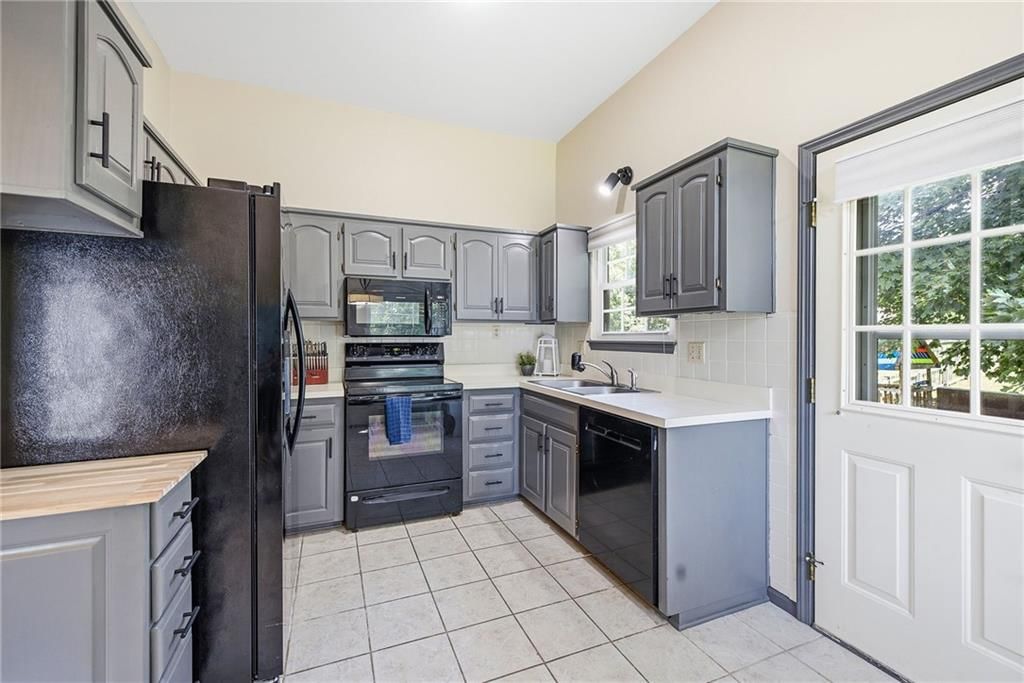 14709 Goodman Street — photo 15