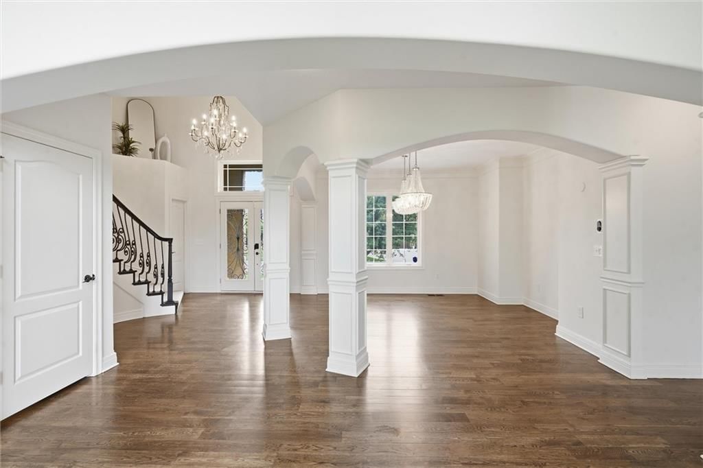 10903 W 163rd Terrace — photo 4