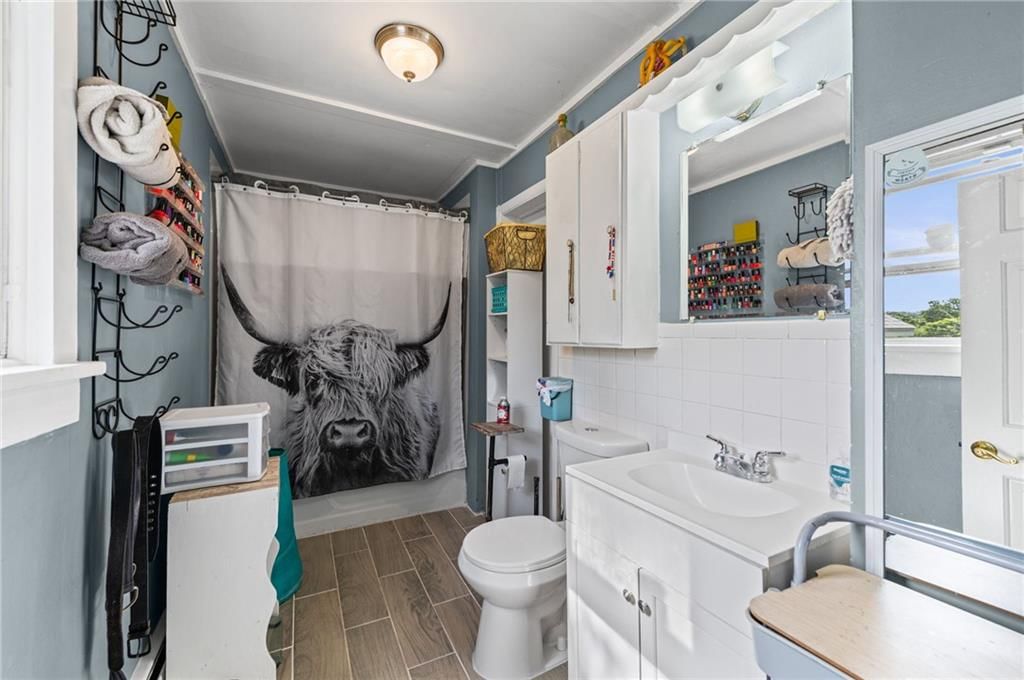 128 E Brown Street — photo 14