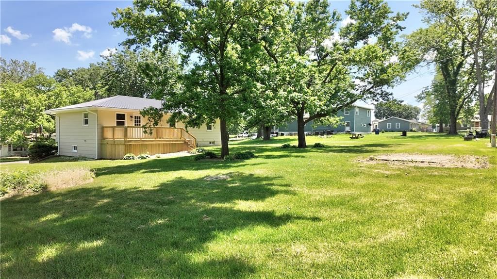 150 E Circle Drive — photo 18