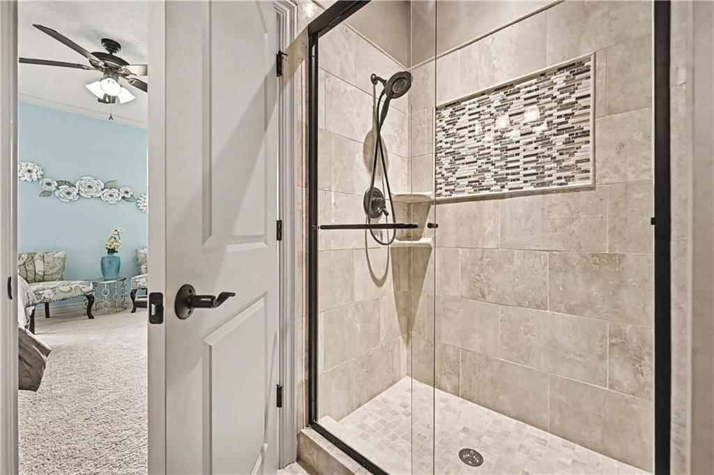 15348 Larsen Street — photo 32