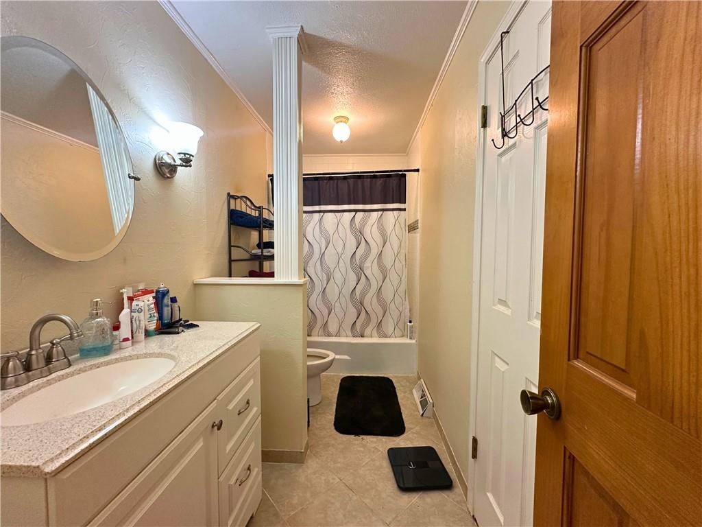 1709 NE 69 Terrace — photo 9