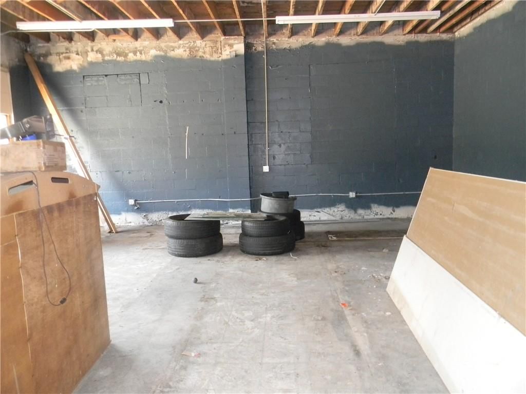 201 W Mary Street — photo 15