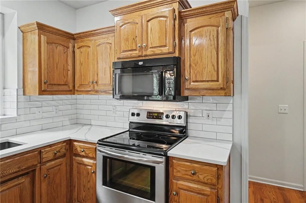 5910 W 154th Street — photo 16