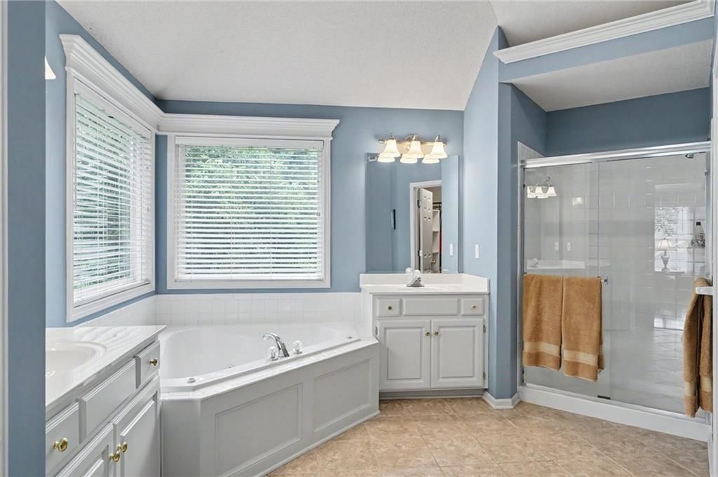 5910 W 154th Street — photo 36