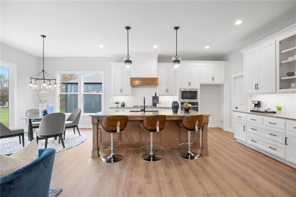 17135 S Barstow Street — photo 5