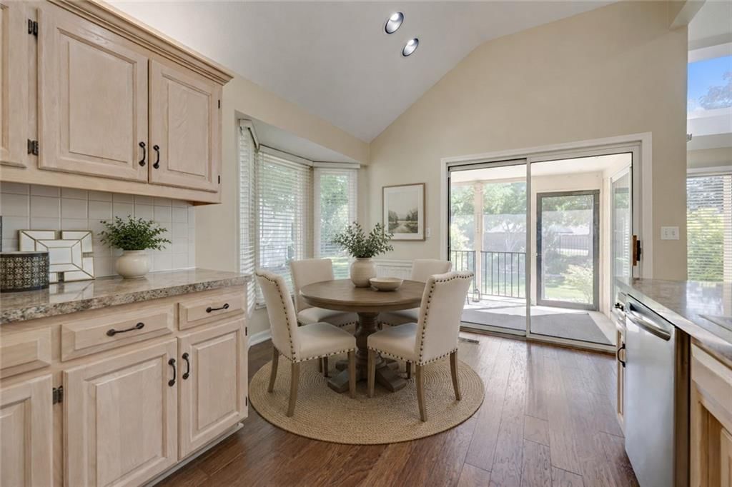 5232 W 121st Street — photo 19