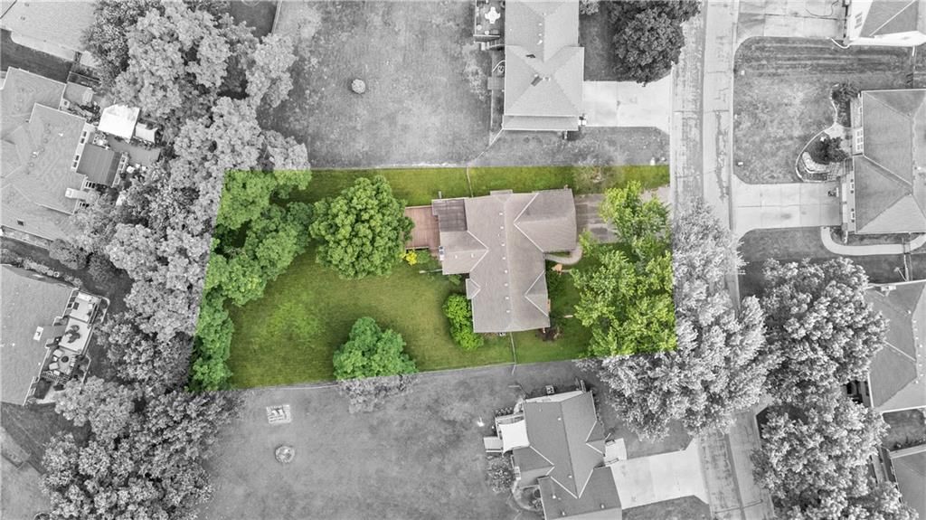 9700 N Charlotte Street — photo 36