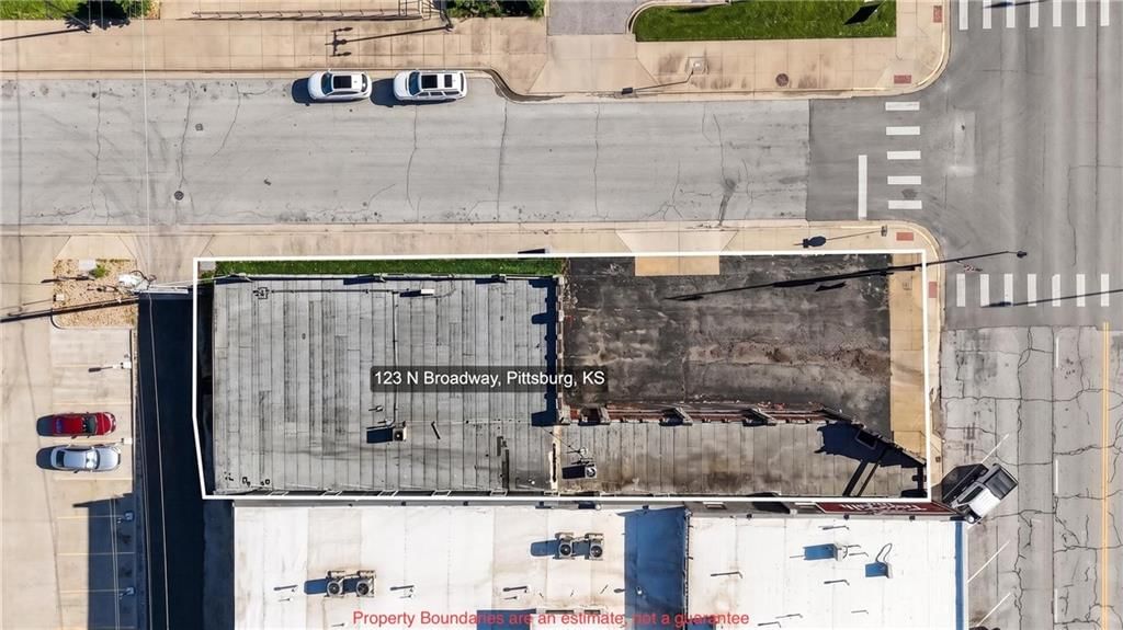 123 N Broadway Street — photo 5