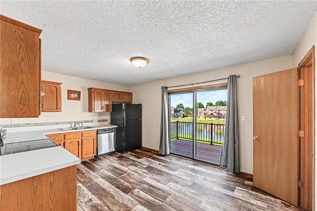 145 Stonebridge Lane — photo 4
