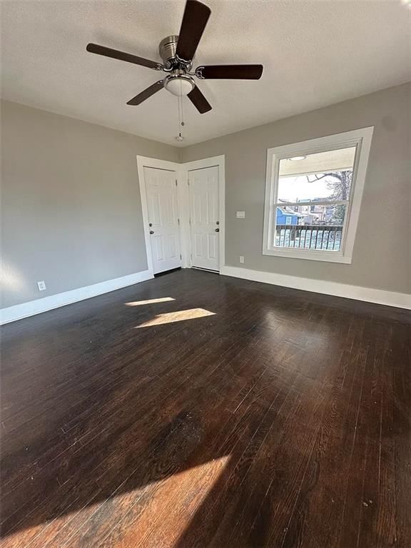 2210 E 34th Street — photo 2