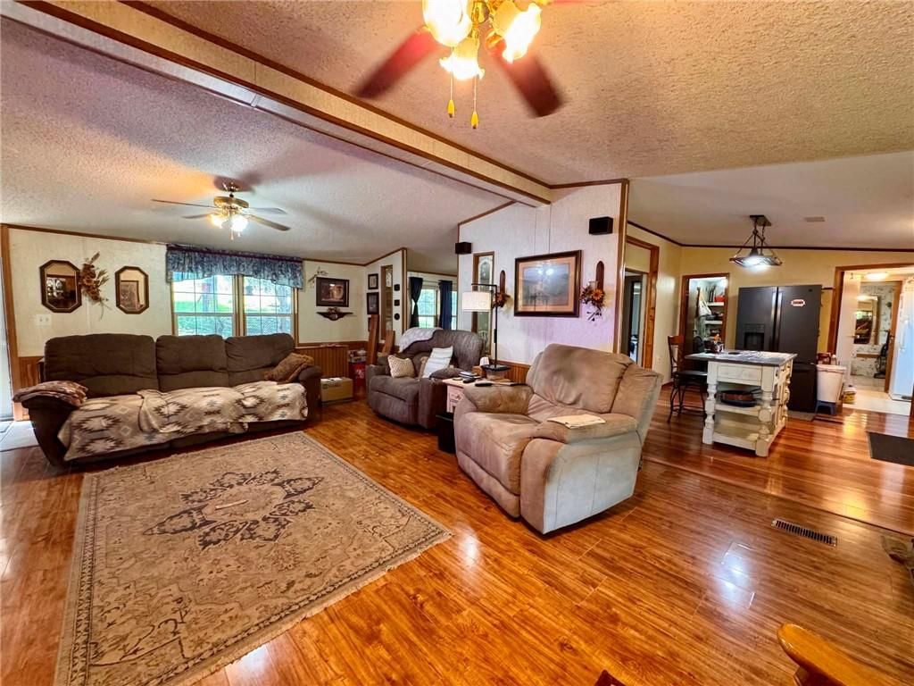 9534 Lakeview Drive — photo 5
