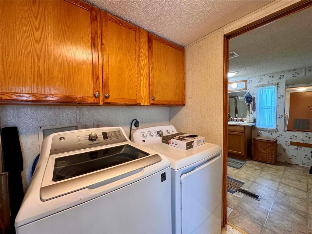 9534 Lakeview Drive — photo 14