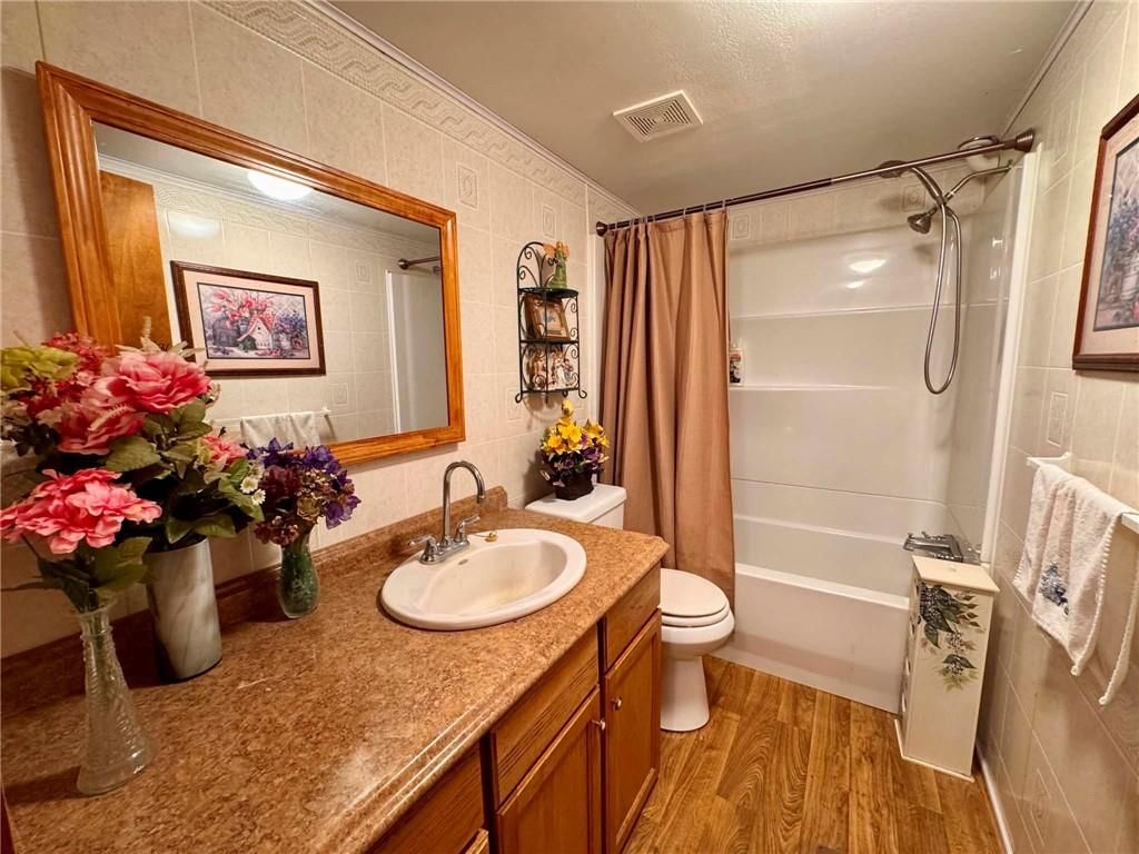 9534 Lakeview Drive — photo 15