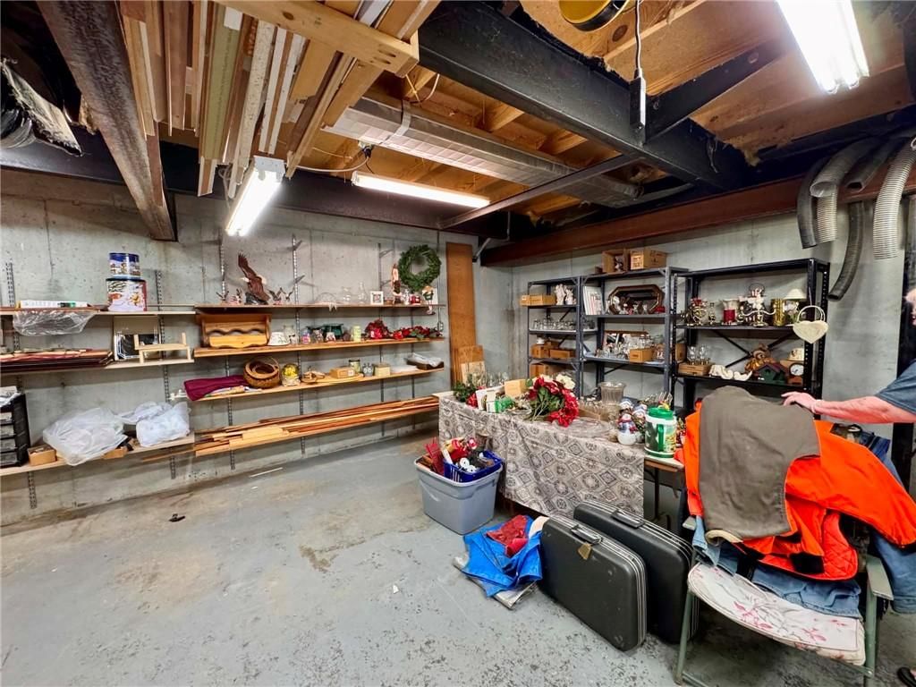 9534 Lakeview Drive — photo 19