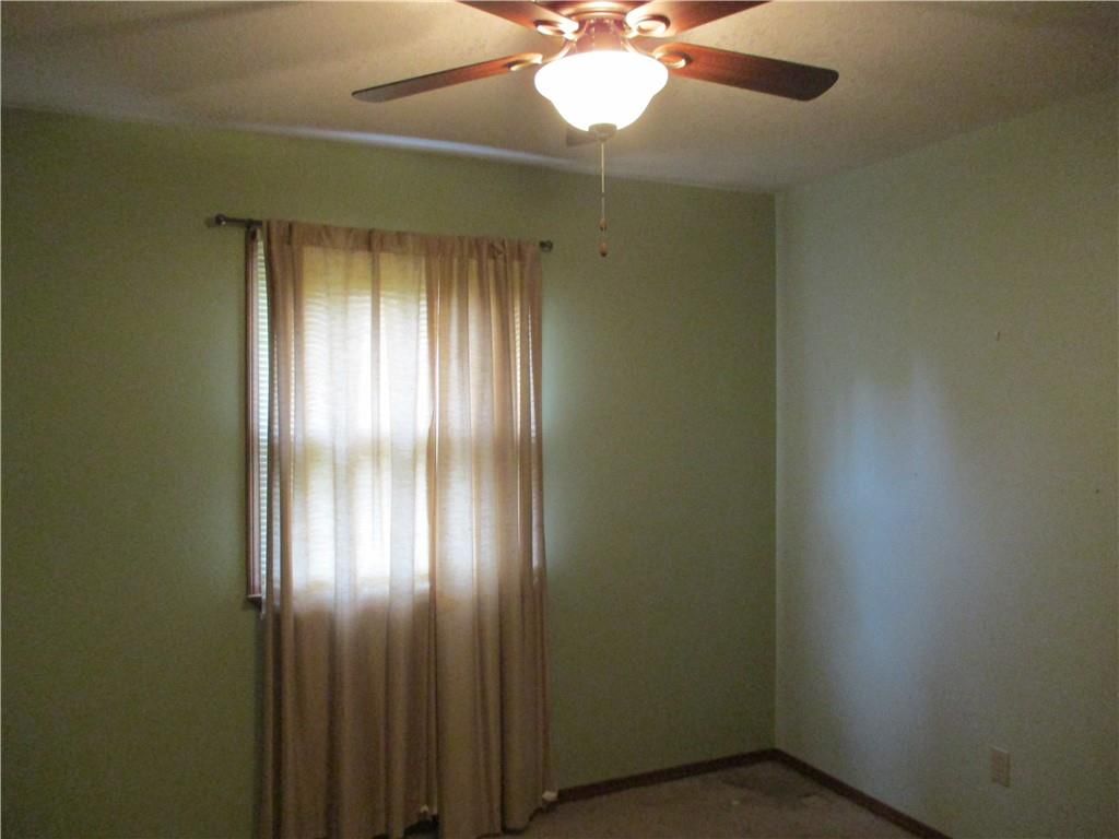 1542 S Elm Street — photo 9