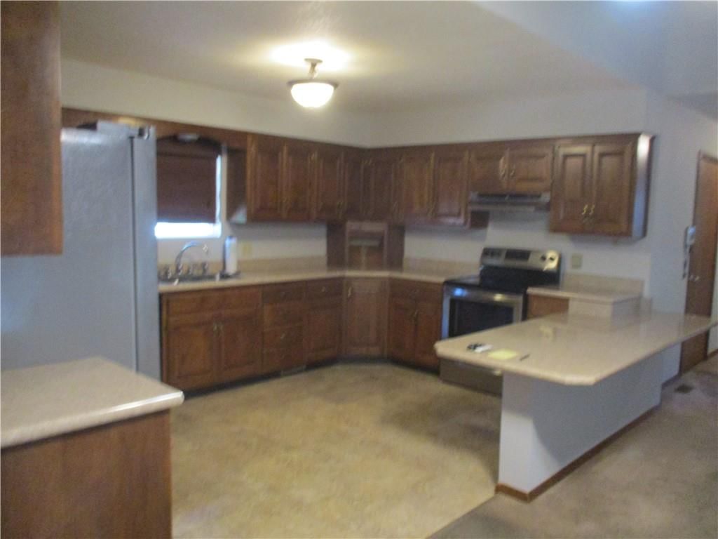 1542 S Elm Street — photo 15