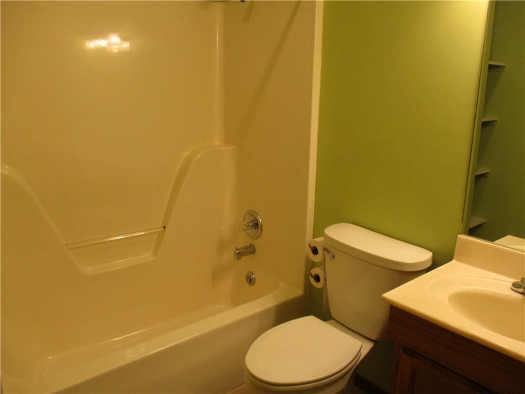 1542 S Elm Street — photo 22