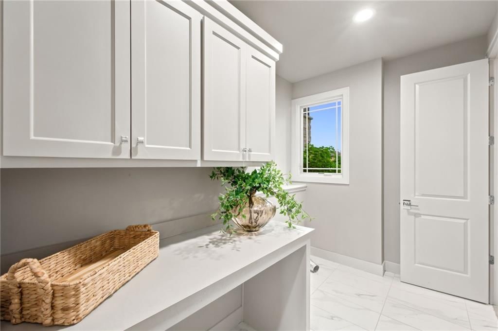 3211 NE 102nd Terrace — photo 36