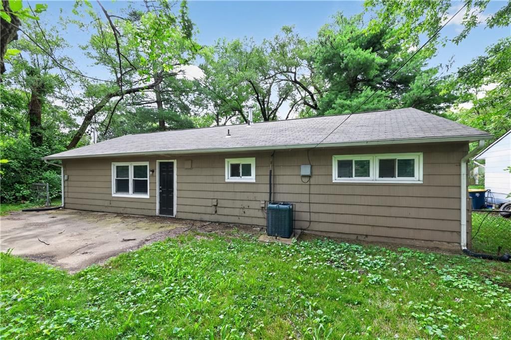 11200 Bristol Terrace — photo 1
