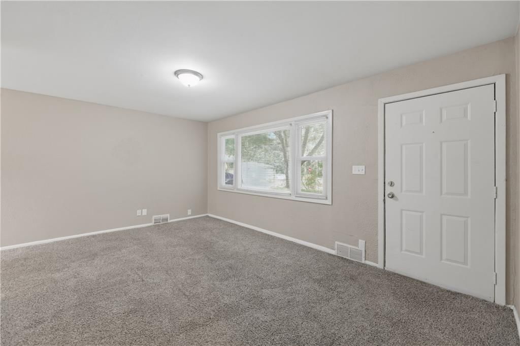 11200 Bristol Terrace — photo 14